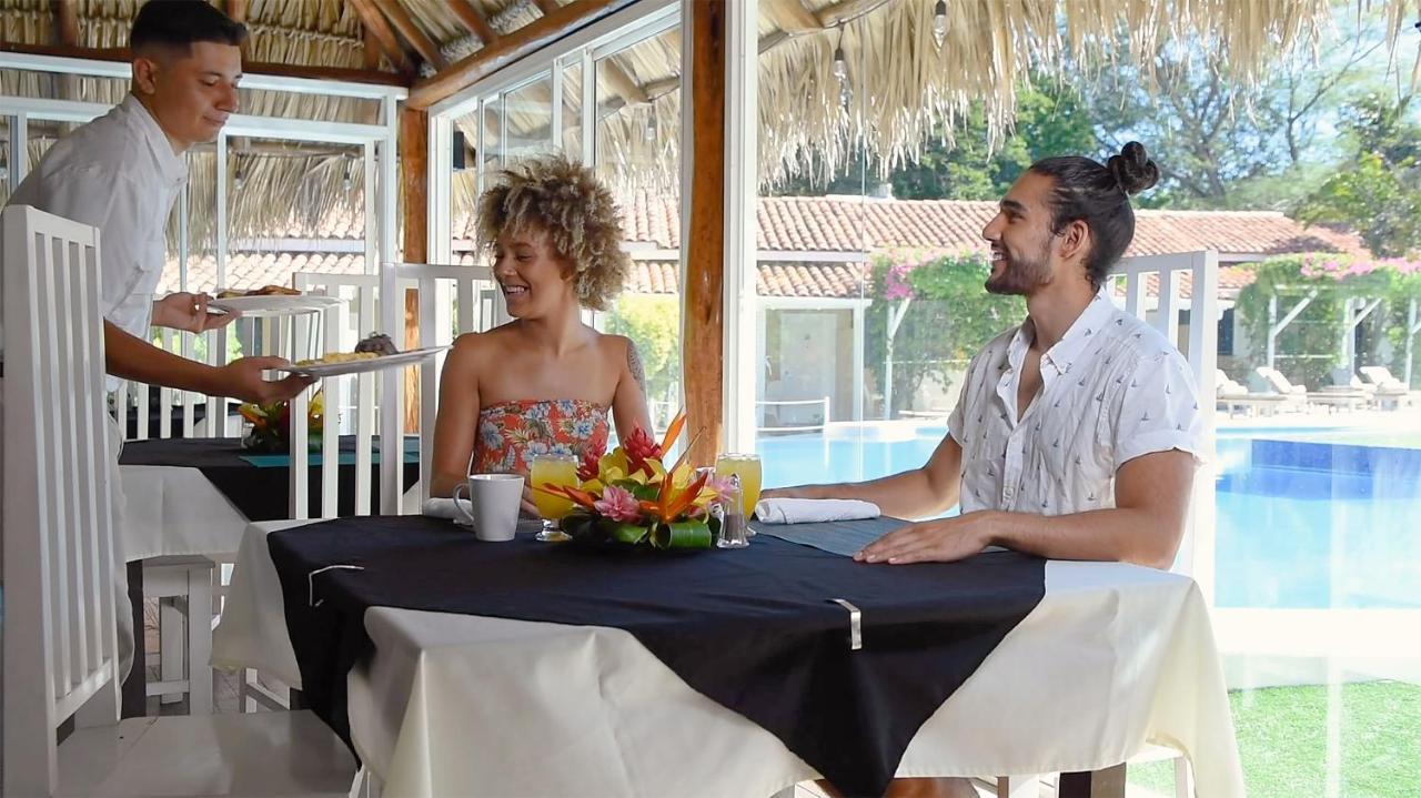 Seis Playas Hotel Tamarindo Luaran gambar