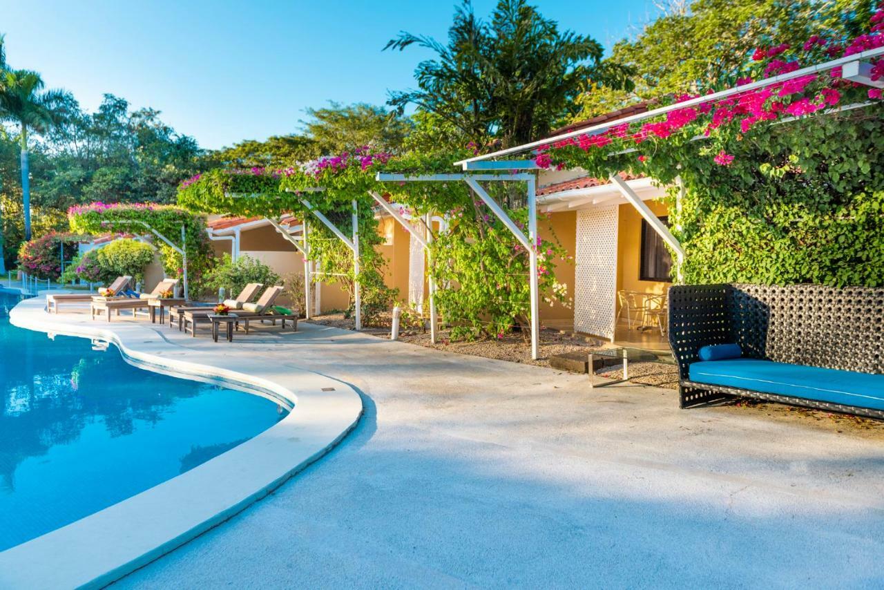 Seis Playas Hotel Tamarindo Luaran gambar