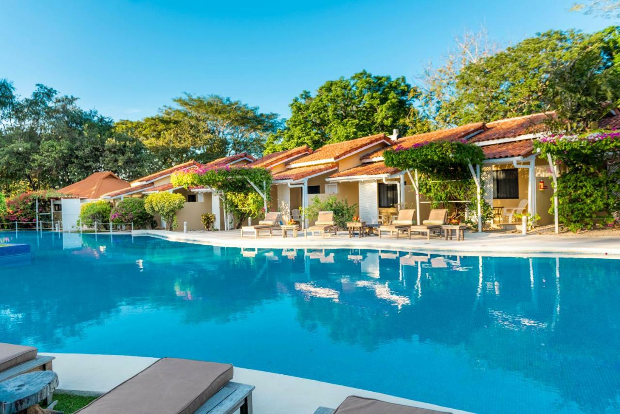 Seis Playas Hotel Tamarindo Luaran gambar