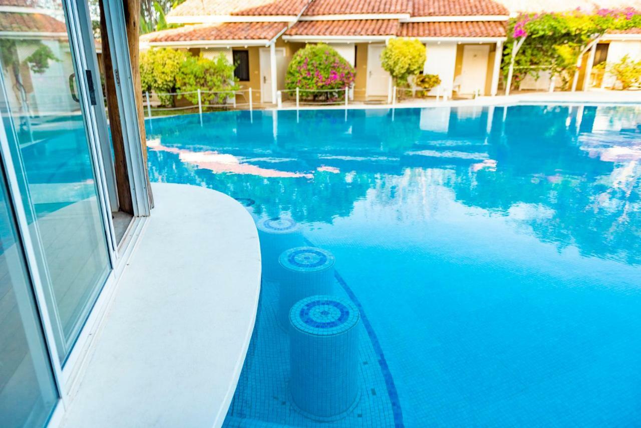 Seis Playas Hotel Tamarindo Luaran gambar