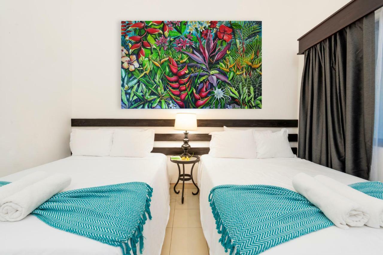 Seis Playas Hotel Tamarindo Luaran gambar