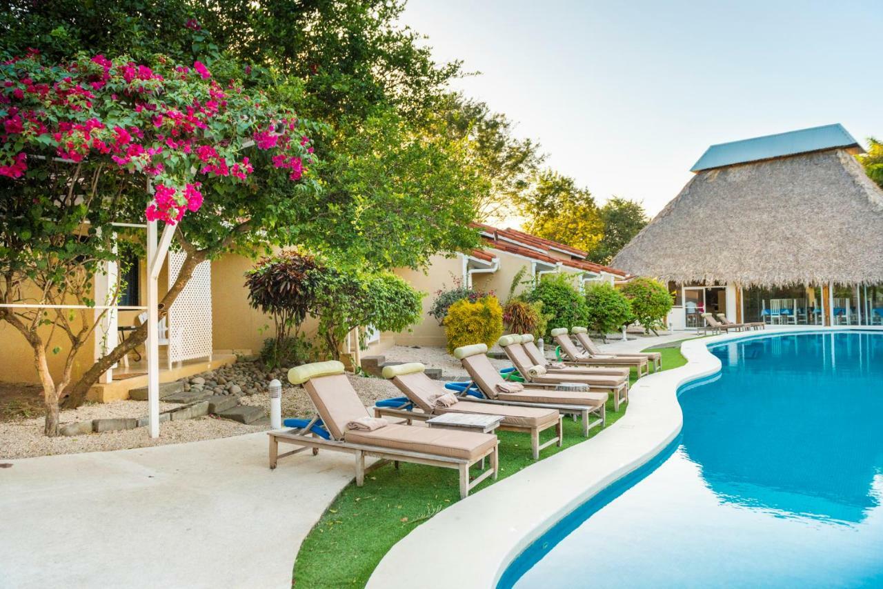 Seis Playas Hotel Tamarindo Luaran gambar